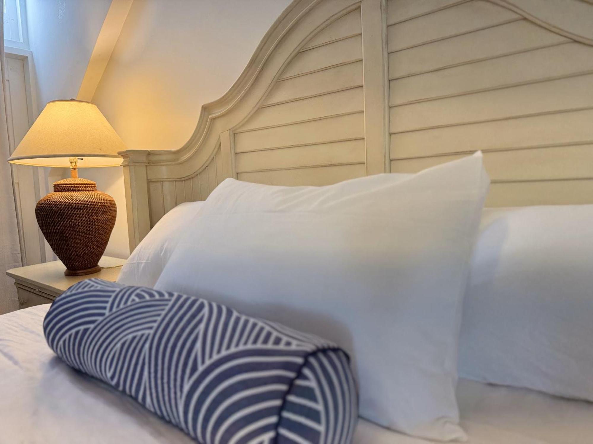 Grand Turk Inn Экстерьер фото